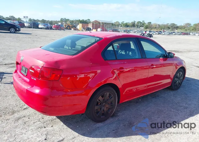 3VWDP7AJ8CM376859: 44459513