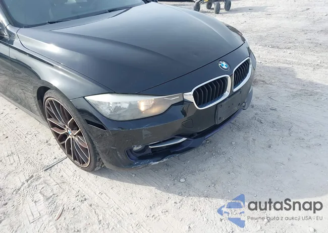 WBA3C1G54DNR49567: 44459590