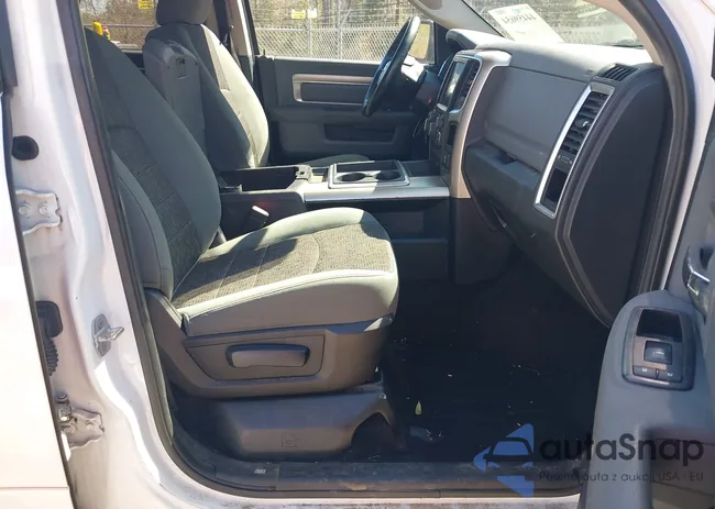 1C6RR6LT5ES305356: 44459654