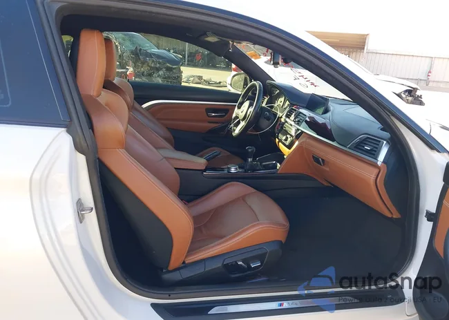 WBS4Y9C06LFJ21779: 44459661