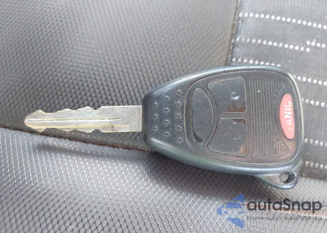 1C4PJMAK5CW131378: 44459710