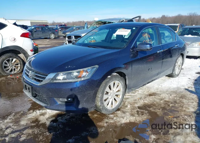 1HGCR2F85EA096402: 44460803