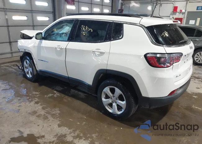 3C4NJDBB8LT240770: 44460838