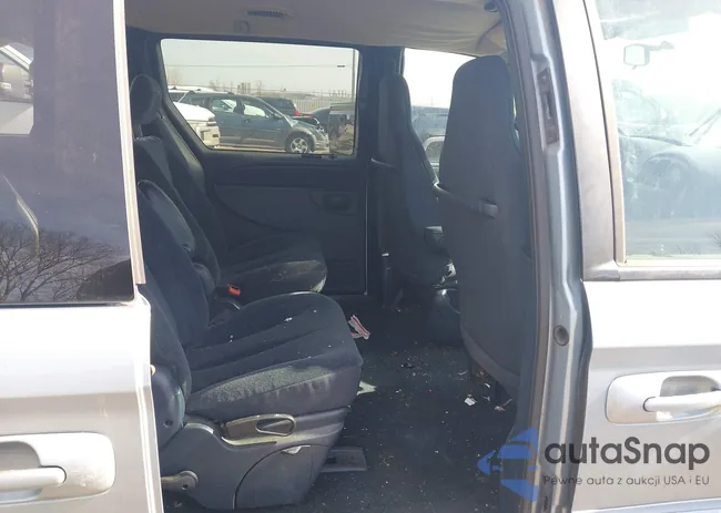 2C4GP44333R167422: 44460943