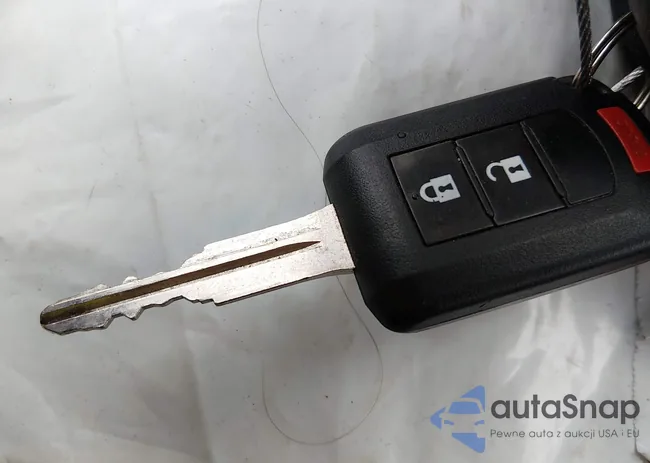 ML32A5HJ4KH008643: 44461078