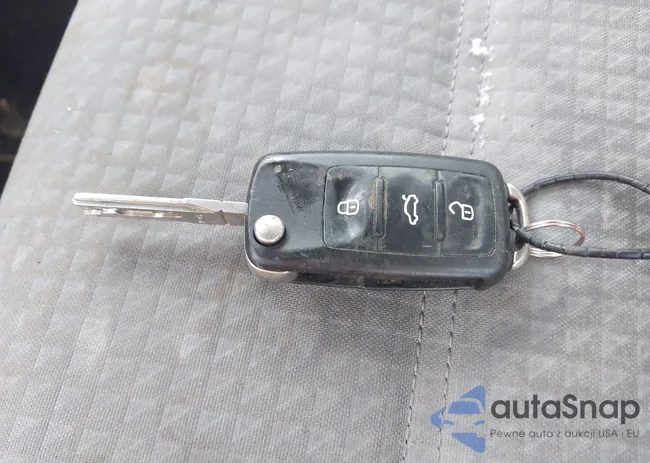 3VW2B7AJ0HM303420: 44461186