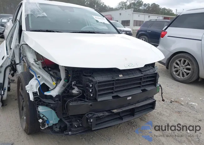 KNDPU3DF9S7358405: 44461192