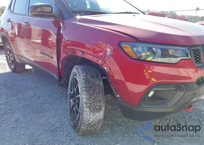 3C4NJDDN3ST551299: 44461243