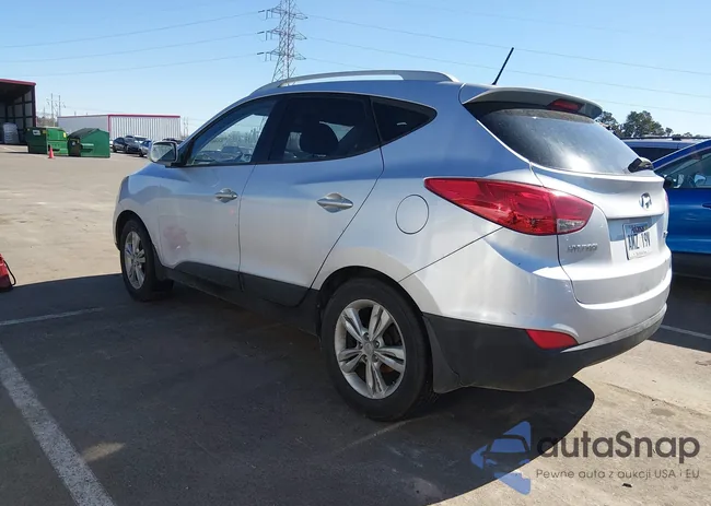 KM8JU3AC9BU198443: 44461318