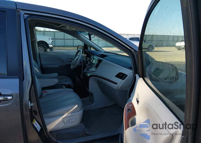 5TDYK3DC1ES458816: 44461332