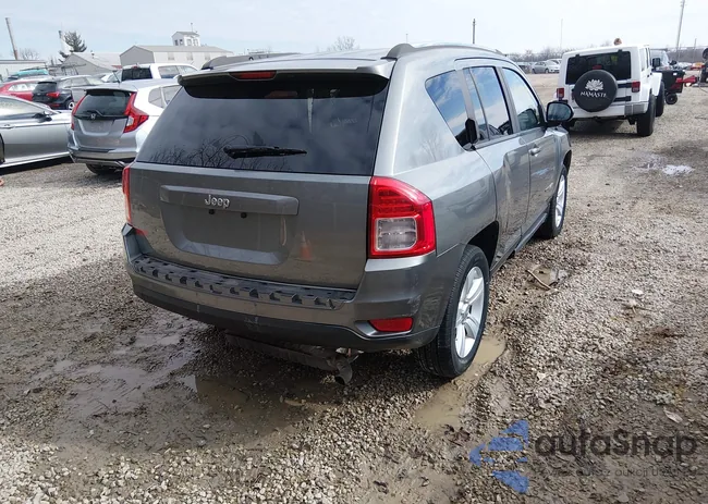 1C4NJCBA4CD652420: 44460460