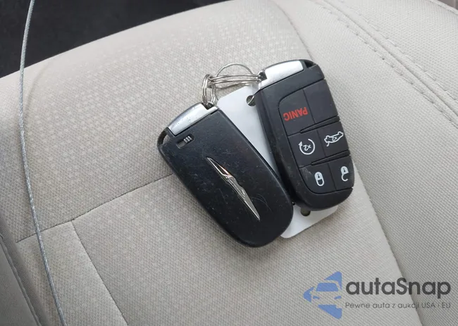 1C3CCCAB9GN185611: 44460484