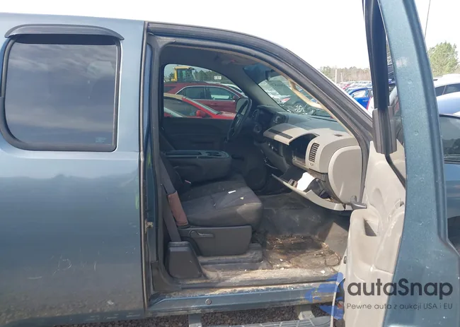 1GCRCPEX2BZ215729: 44461820