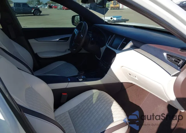 3PCAJ5M38KF103299: 44461920