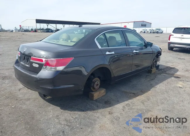 1HGCP3F88BA005162: 44462018