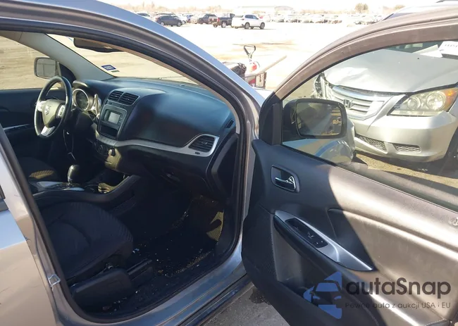 3C4PDCBG9GT147994: 44462047