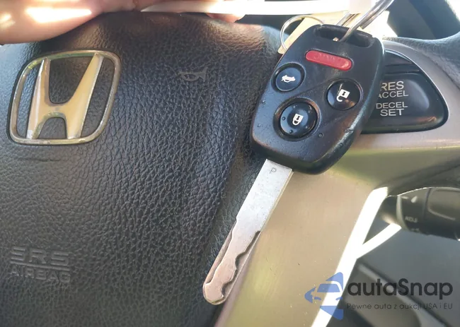 1HGCS1B37AA008100: 44462278