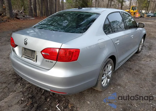 3VWDP7AJXCM304383: 44461519