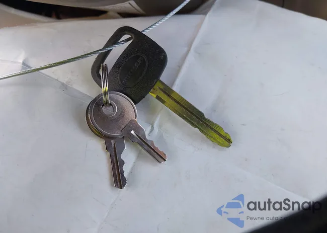 JS3TY92V744100955: 44462784