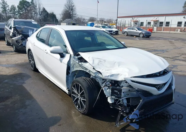 4T1G11AK8PU831360: 44462853