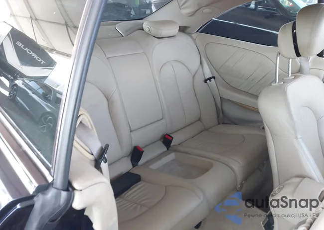 WDBTJ72H68F243339: 44462895