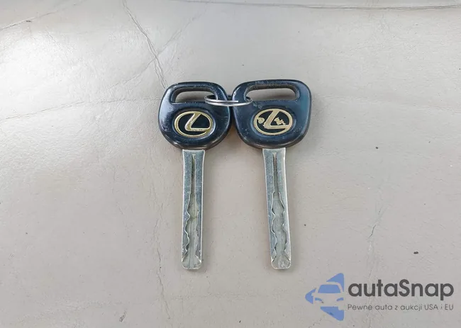 JT8BF22G3V0048014: 44462974