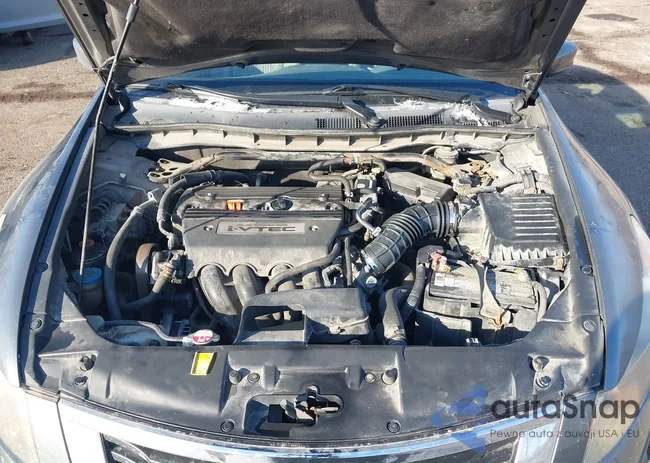 1HGCP26819A067202: 44462995