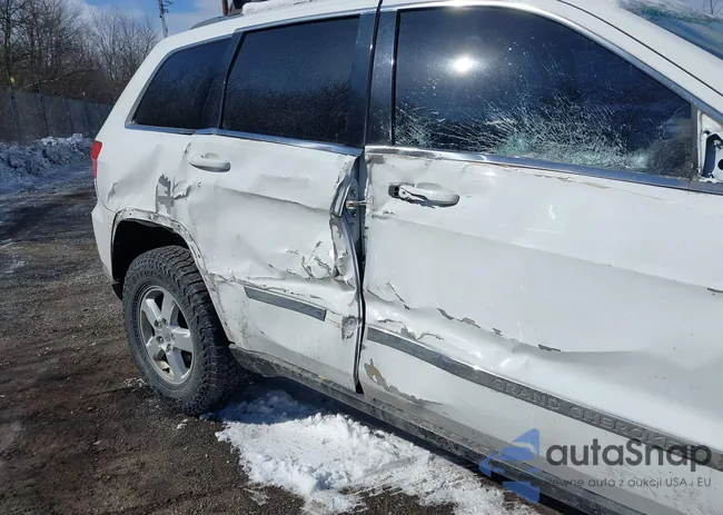 1C4RJFAG4DC631745: 44463104