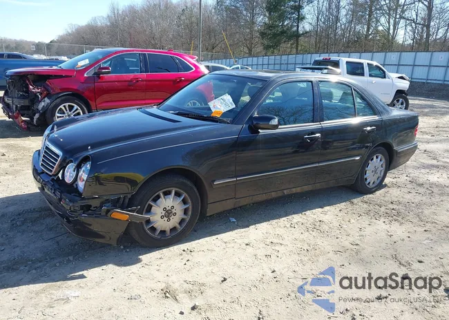 WDBJF65J2YB108349: 44463117