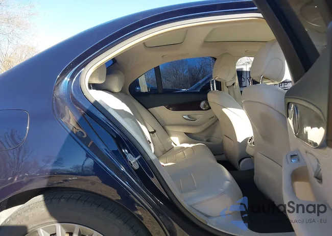 55SWF4KB8FU015031: 44463179