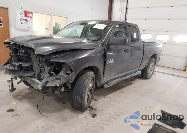 1C6RR7FG3JS320615: 44463256