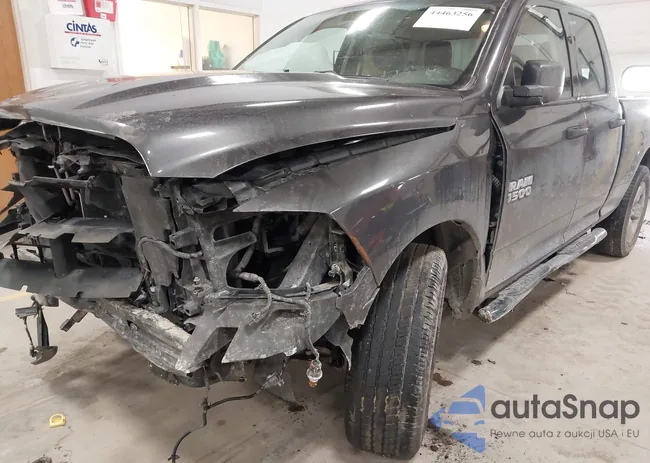 1C6RR7FG3JS320615: 44463256