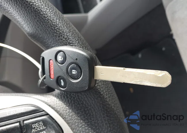 1HGCP2F33AA055058: 44463264