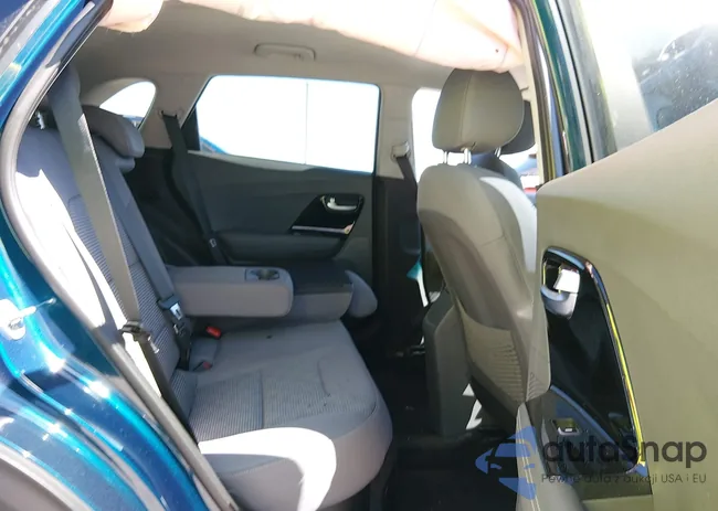 KNDCB3LCXM5475744: 44463328