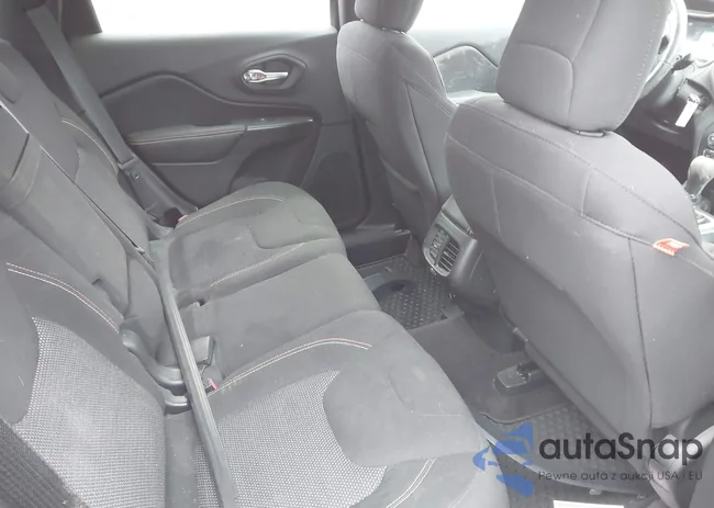 1C4PJMCS3GW285218: 44462488