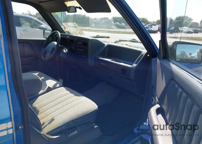 1B7FL23X6NS619171: 44462597