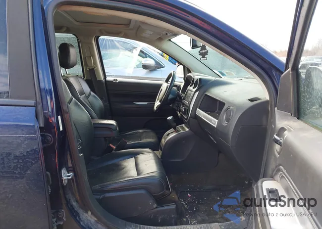 1C4NJDEB6HD109586: 44462617