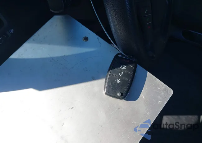 KNAFK4A63G5585004: 44462649