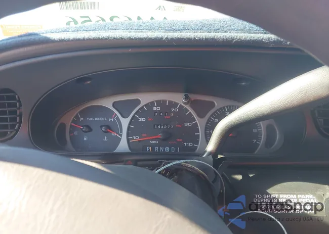 1FAFP53U6XA114810: 44462656