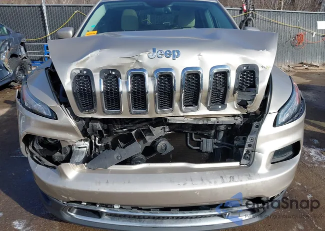 1C4PJMDS8FW768958: 44463857