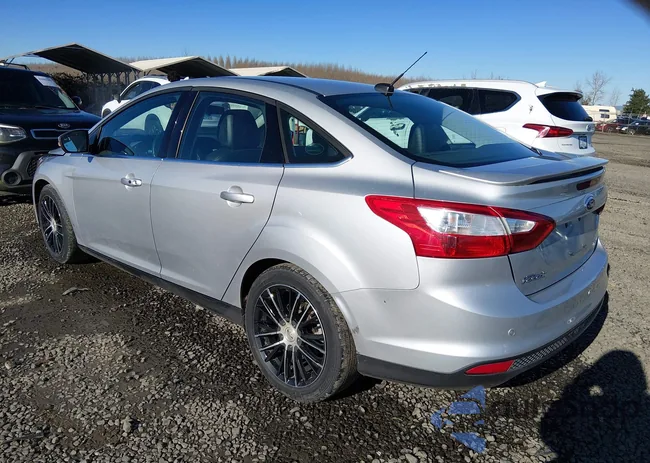 1FADP3J27DL117325: 44463931