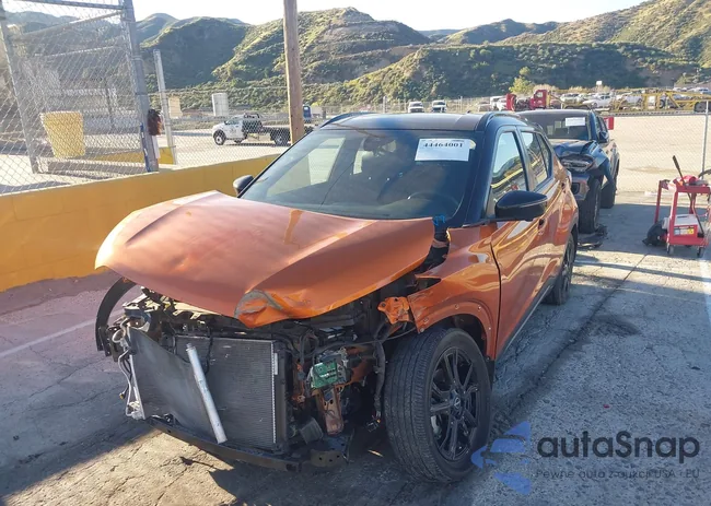 3N1CP5DV7PL532647: 44464001