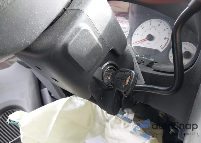 2A4GP54L86R808729: 44464022