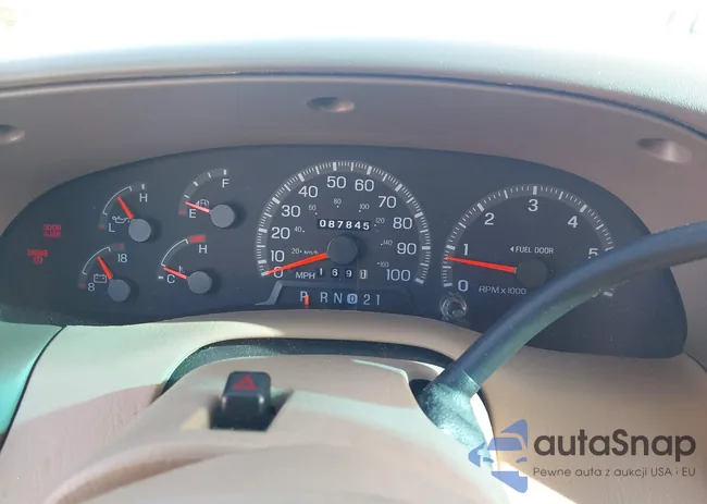 1FMFU18LXVLC17852: 44464064