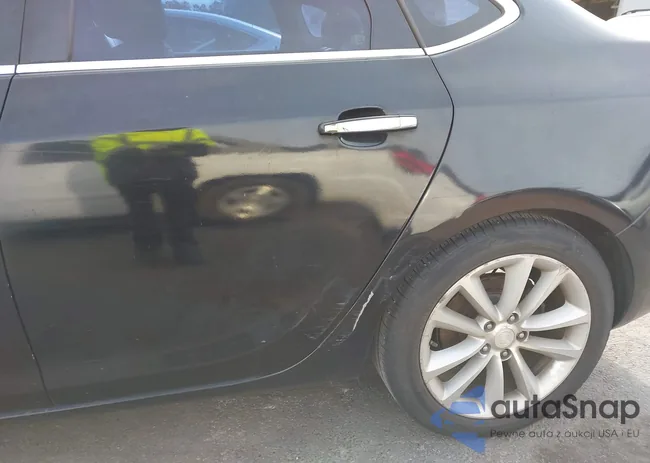 1G4PR5SK9C4196853: 44464157