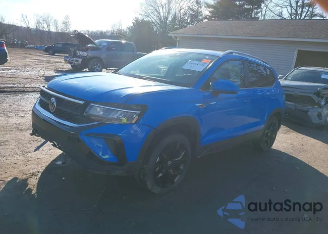 3VVPX7B29NM062522: 44464203