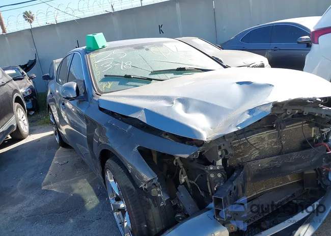 JN1BV7AP0EM671511: 44463364