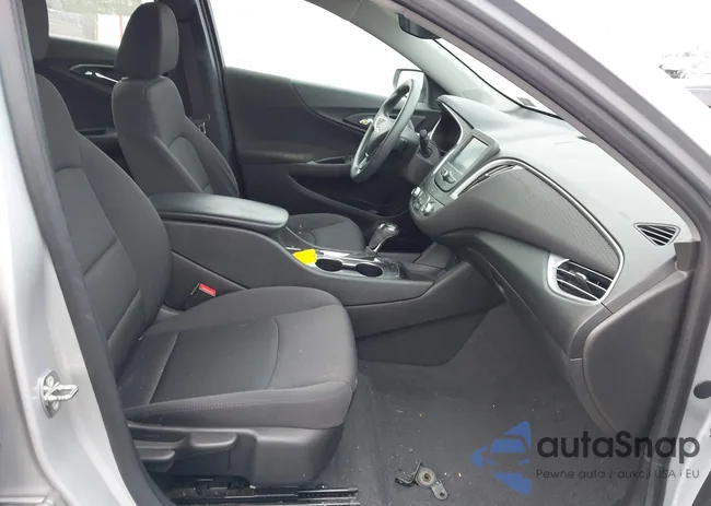 1G1ZB5ST4HF275698: 44463397