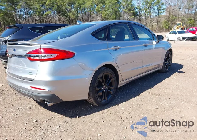 3FA6P0HD3LR245463: 44463424