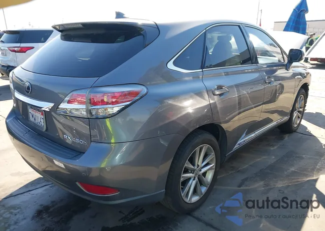 2T2ZB1BA2FC004901: 44463437